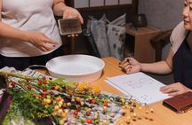 Hands-On Ikebana Making with a Local Expert in Kobe