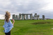 Heritage and Majesty: Private Full-Day Tour from Southampton