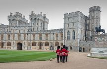 Heritage and Majesty: Private Full-Day Tour from Southampton