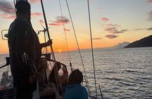 Small Group Waikiki Sunset Sailing Tour 