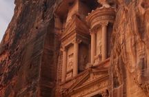 4-Day Private Tour: Jerash, Dead Sea, Petra & Wadi Rum Adventure