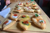Rome Colosseum: Pizza & Aperitivo Food Tour at Sunset
