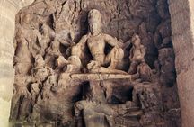 Elephanta Caves: Island Tour with a Local Guide