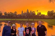 2 Days Guided Historical Tour in Angkor 