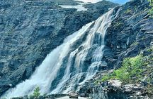 A private tour of the Alesund Trollstigen and Strawberry Valley