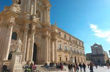 Siracusa & Noto: small group tour from Taormina