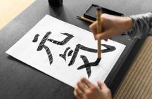Calligraphy Workshop in Namba, Dotonbori