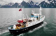 Northern Light cruise on the vintage vessel MS Strønstad 