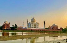 Golden triangle with Khajuraho and Varanasi