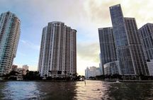 Evening Sightseeing Cruise on Biscayne Bay Miami