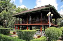 Private Hanoi Full-Day City Tour with Cyclo & Local Lunch