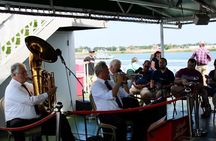 Steamboat Natchez Sunday Jazz Brunch Cruise in New Orleans