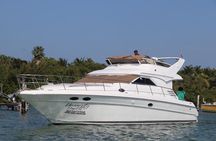 Luxury Yacht in Paradise and snorkel by Isla Mujeres 