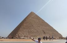 Private Tour To The Great Pyramids and Sphinx with lunch