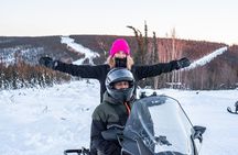 1 Hour Snowmobile Adventure in Boreal Forest