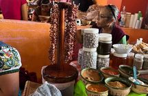 Sunday Market Tour in Tlacolula de Matamoros 