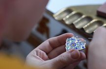 Make a Silver Pendant in Meenakari Experience in Jaipur