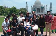 Skip The Line Taj Mahal Tour by Gatimaan Train From Delhi