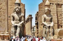 Overnight Nile River Cruise from Aswan to Luxor with Guided Tours
