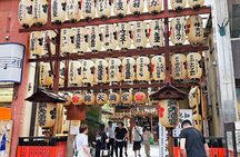 Kyoto Nishiki Market & Depachika: 2-hours Food Tour with a Local