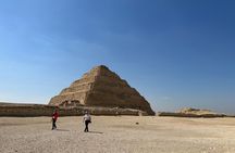 Giza Pyramids, Sphinx, Sakkara, Memphis Full Day Tour