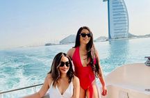 4-Hours Dubai Marina 50ft Private Luxury Yacht Sightseeing Tour
