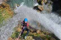 Canyoning experience in Barranco del Gorgo de la Escalera