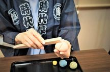 Tokyo 6 h Private Guided Tour & Japanese Sweets Making Experience