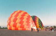 Deluxe Hot Air Balloon Experience with Falconry Breakfast