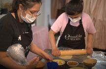Bogotá: Carimañola Cooking Class + 5 Tastings with Family