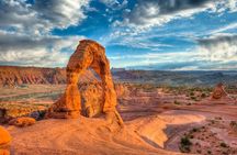 Discover Arches National Park: Private Tour from Moab