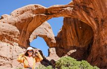 Discover Arches National Park: Private Tour from Moab
