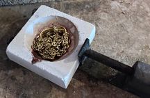 Forge your own wedding rings or friendship rings in Tuscany