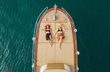 Group tour on the Amalfi Coast