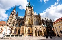 Prague Royal Castle, St Vitus, Golden Lane Tour with Tickets