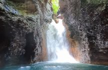 La Leona Waterfall Adventure Guided Hike with Lunch 