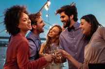 2-Hour Waikiki Friday Fireworks Cruise from Ala Wai Harbor