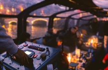Amsterdam: Light Festival Cruise with Unlimited Drinks Option