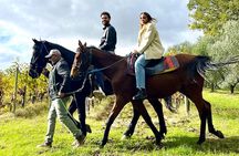 Horseback riding in Montepulciano Tuscany, lunch on the farm