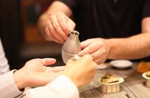 Sake Bar and Pub Crawl in Central Kyoto (Food & Sake Tour)