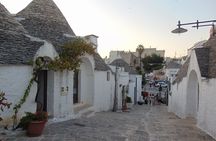 Private guided tour in Alberobello - discovering the trulli