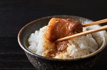 Tokyo Night Foodie Tour in Shinjuku - Seasonal Sushi, Wagyu Beef