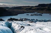 Private Glacier Hike Tour on Sólheimajökull