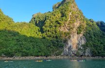 Hanoi: 5-Star Halong Bay Cruise with Kayaking & Sunset Party
