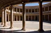 Alhambra: tour with Nasrid Palaces. Admission not included