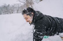 Shared Snowshoe Hiking Tour in Semboku