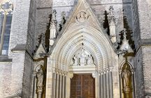 Walking tour in Prague Christmas Market and Festivities