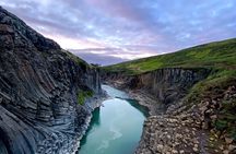 Stuðlagil Canyon and Vök Baths Day Tour