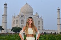 Taj Mahal Day Tour with Fatehpur Sikri From Delhi