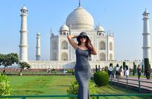 Taj Mahal Day Tour with Fatehpur Sikri From Delhi